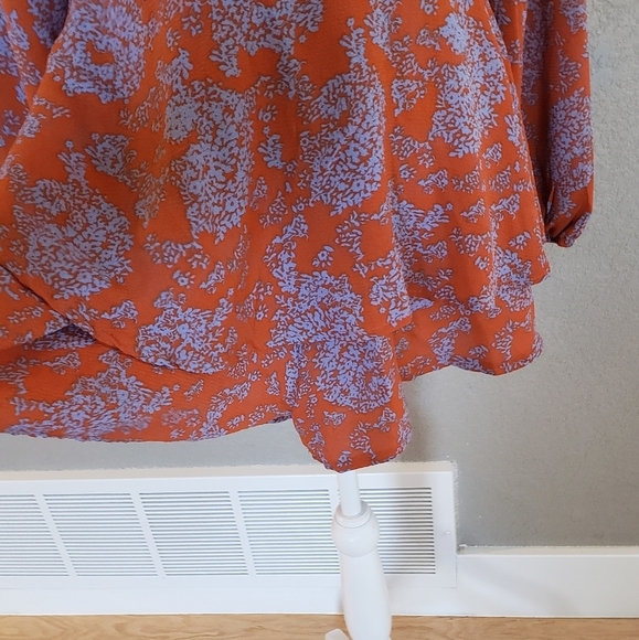 No  brand flora print deep v Neck shirt romper size Medium - Picture 5 of 12